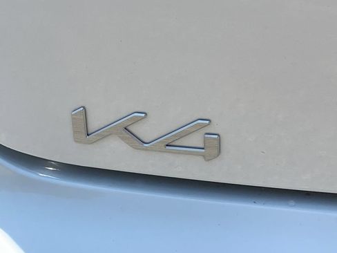 Used 2025 Kia K4 FWD image 17