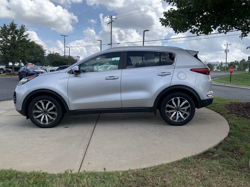 Used 2017 Kia Sportage EX w/ EX Premium Package AWD/4WD image 7