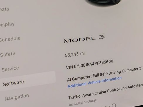 Used 2023 Tesla Model 3 Standard Range RWD image 25