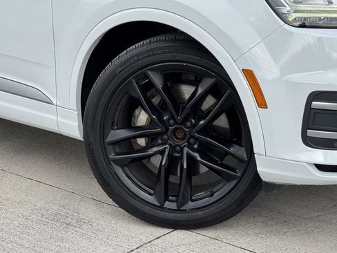 Used 2018 Audi Q7 3.0T Prestige w/ Prestige Package image 32