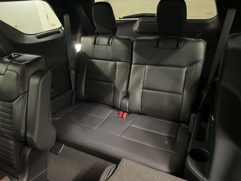 New 2026 Ford Explorer ST-Line image 30