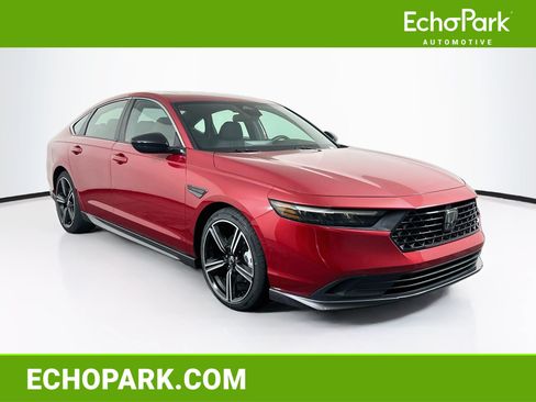 Used 2023 Honda Accord Sport image 1