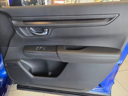 Certified 2025 Honda CR-V LX image 19