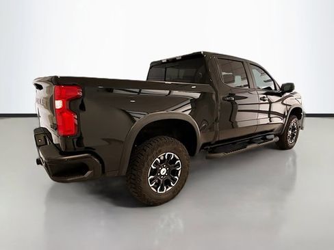 Used 2023 Chevrolet Silverado 1500 ZR2 w/ Technology Package image 7