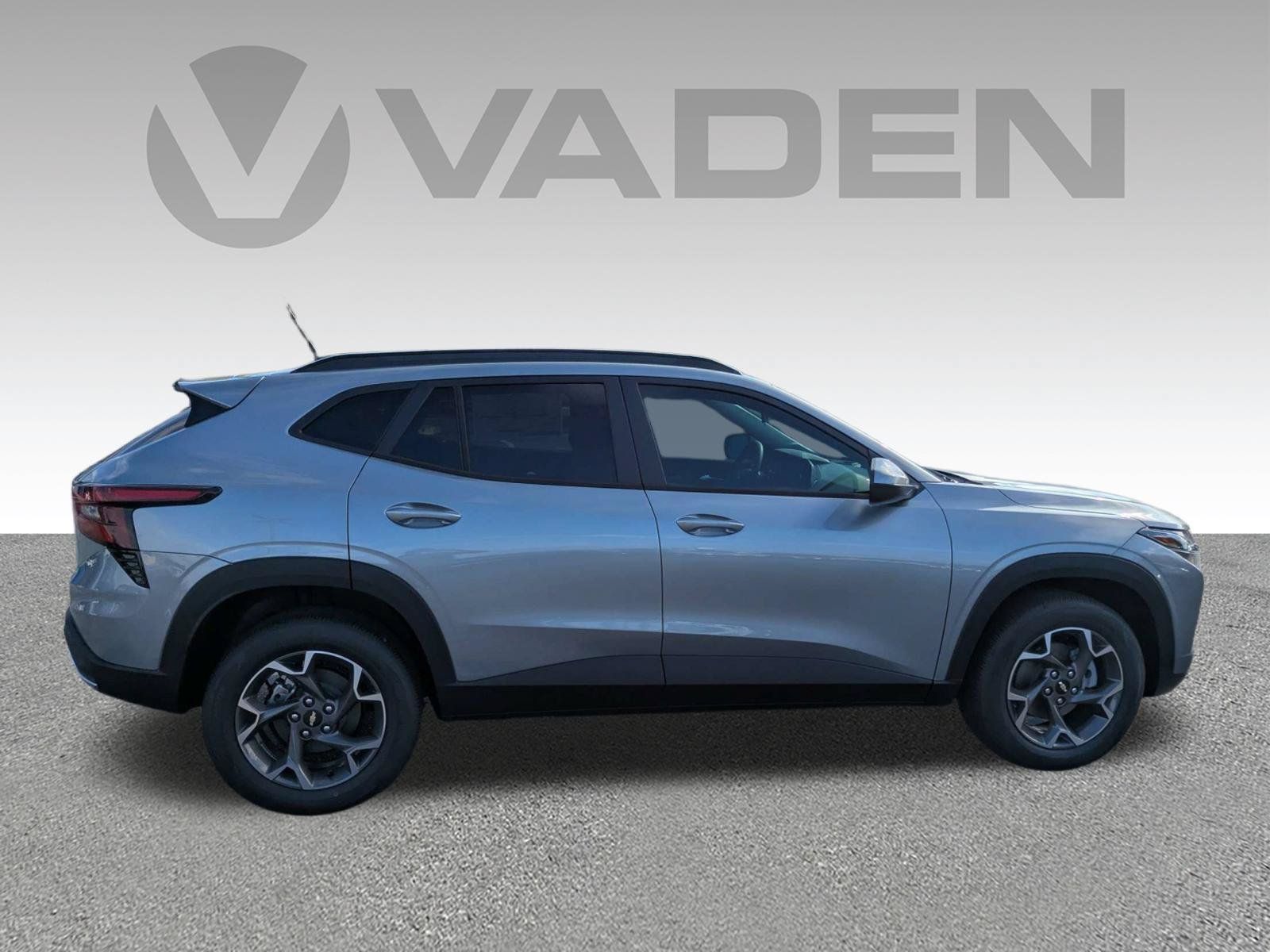 New 2026 Chevrolet Trax LT FWD image 25