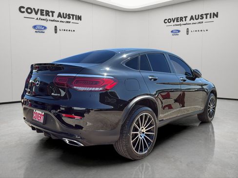 Used 2023 Mercedes-Benz GLC 300 4MATIC Coupe image 5