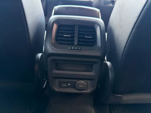 Used 2019 Volkswagen Tiguan SEL Premium R-Line AWD/4WD image 27