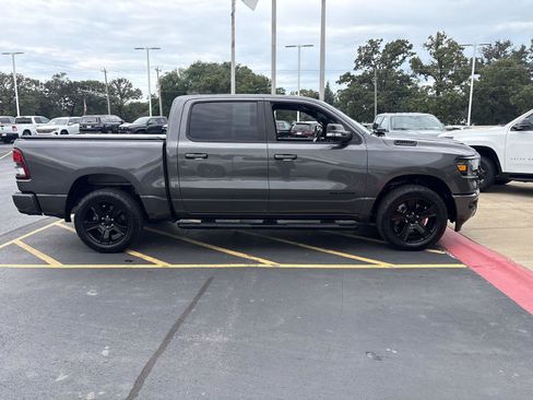 Used 2021 RAM 1500 Big Horn AWD/4WD image 4