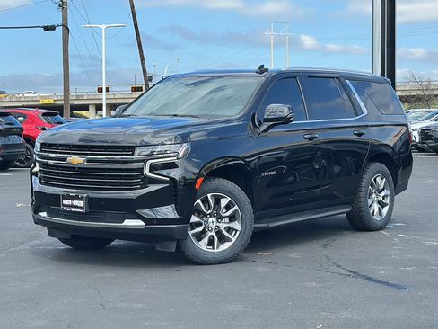 Used 2024 Chevrolet Tahoe LT w/ LT Signature Package RWD image 1