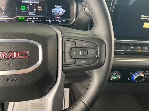 Used 2024 GMC Sierra 1500 Elevation AWD/4WD image 6