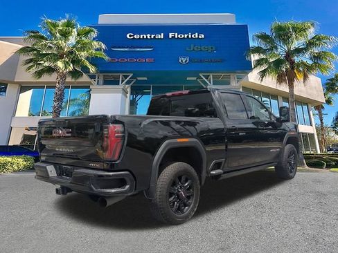 Used 2026 GMC Sierra 2500 AT4 w/ AT4 Premium Plus Package AWD/4WD image 5