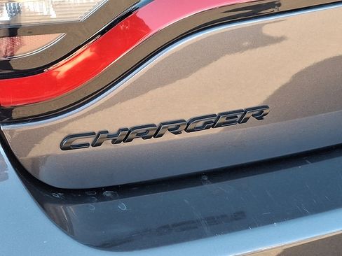 Used 2018 Dodge Charger SXT w/ Blacktop Package image 30