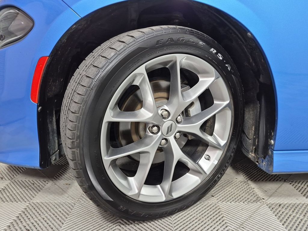 Used 2023 Dodge Charger GT RWD image 2