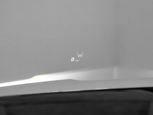 Used 2025 Lamborghini Urus SE image 20