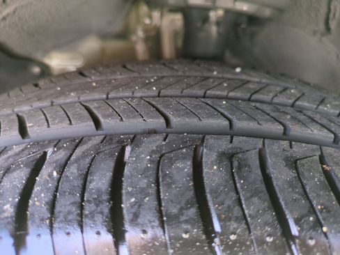 Used 2025 Honda CR-V EX-L image 11