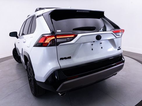 Used 2024 Toyota RAV4 SE w/ Weather Package AWD/4WD image 6