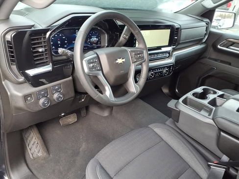 Used 2023 Chevrolet Silverado 1500 LT image 13