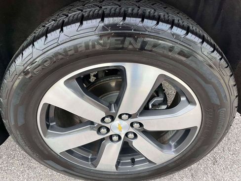 Used 2019 Chevrolet Traverse LT w/ LT Premium Package image 37