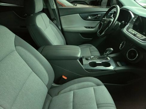 Used 2020 Chevrolet Blazer LT FWD image 4