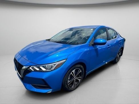 Used 2021 Nissan Sentra SV FWD image 2
