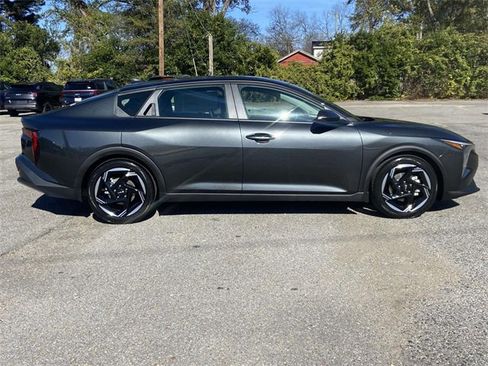 New 2025 Kia K4 EX image 2