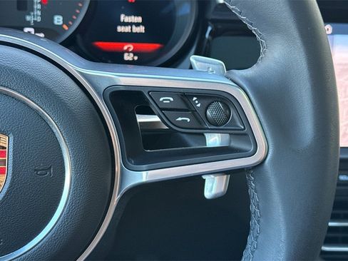 Used 2020 Porsche Macan image 30