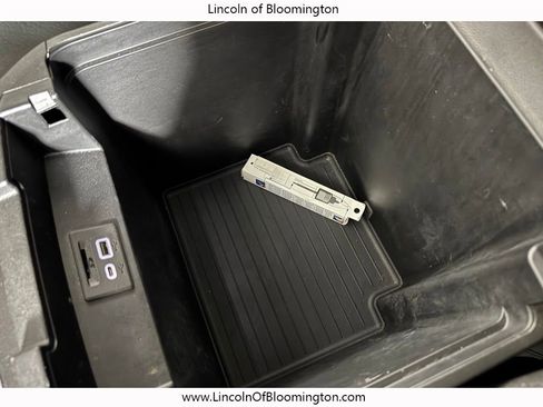 Used 2021 Chevrolet Tahoe Z71 w/ Z71 Off-Road Package image 65