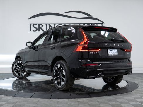 New 2026 Volvo XC60 B5 Plus w/ Protection Package Premier image 28