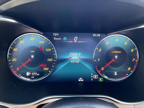 Used 2023 Mercedes-Benz GLC 300 4MATIC Coupe image 25