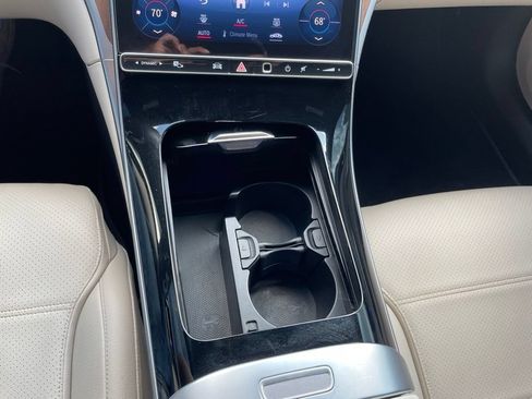 Used 2022 Mercedes-Benz C 300 Sedan image 12