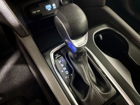 Used 2019 Hyundai Santa Fe SEL AWD/4WD image 17