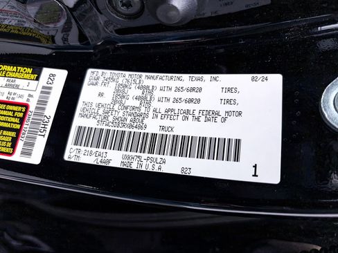 Used 2024 Toyota Tundra Limited image 41