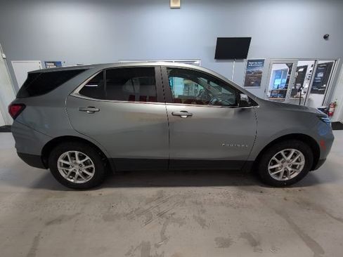 Used 2024 Chevrolet Equinox LT image 6