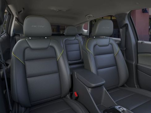 New 2026 Chevrolet Trax ACTIV w/ Driver Confidence Package FWD image 16