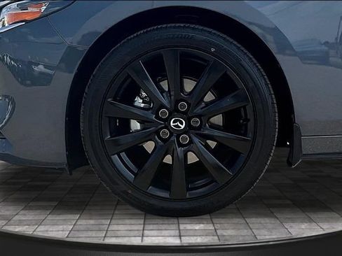 Used 2026 MAZDA MAZDA3 Carbon AWD/4WD image 32
