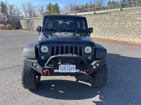 Used 2017 Jeep Wrangler Unlimited Rubicon image 35