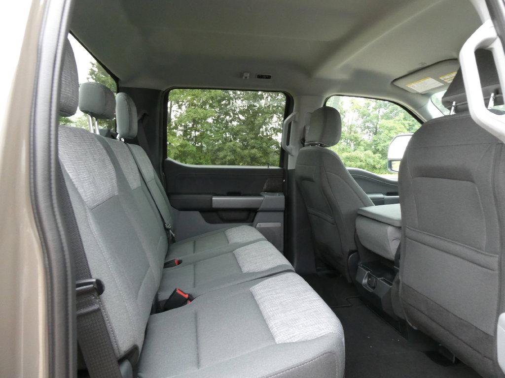 New 2026 Ford F250 XLT w/ XLT Premium Package AWD/4WD image 16
