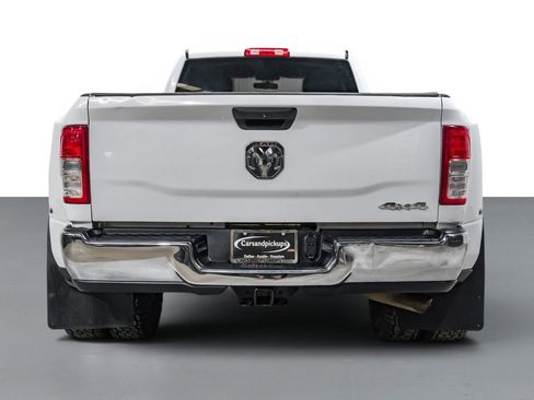 Used 2019 RAM 3500 Tradesman w/ Chrome Appearance Group AWD/4WD image 7