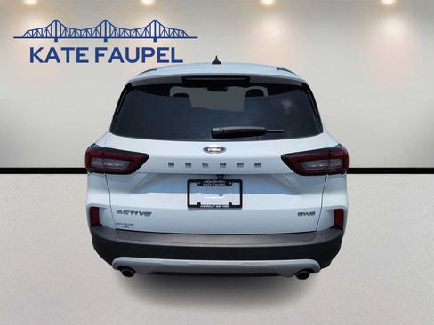 Certified 2024 Ford Escape Active AWD/4WD image 6