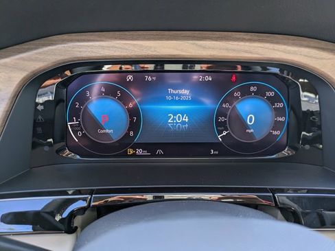 New 2026 Volkswagen Atlas SE FWD image 29