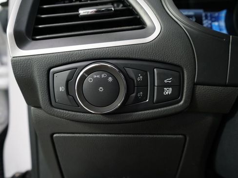 Used 2022 Ford Edge SEL w/ Convenience Package AWD/4WD image 24