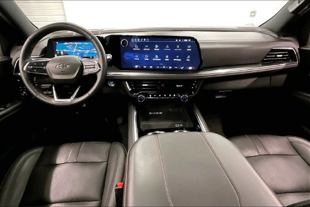 Used 2025 Chevrolet Tahoe RST w/ Comfort Package AWD/4WD image 19