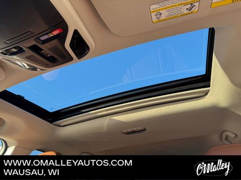 Used 2020 Subaru Outback Touring XT image 23