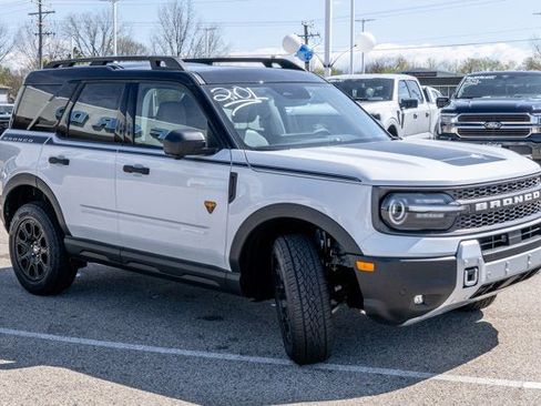 New 2026 Ford Bronco Sport Badlands w/ Badlands Tech Package AWD/4WD image 2