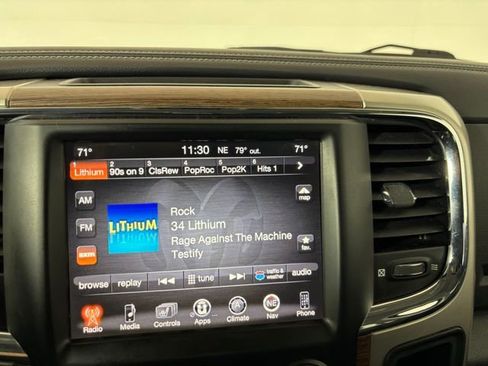 Used 2017 RAM 1500 Laramie w/ Convenience Group AWD/4WD image 15
