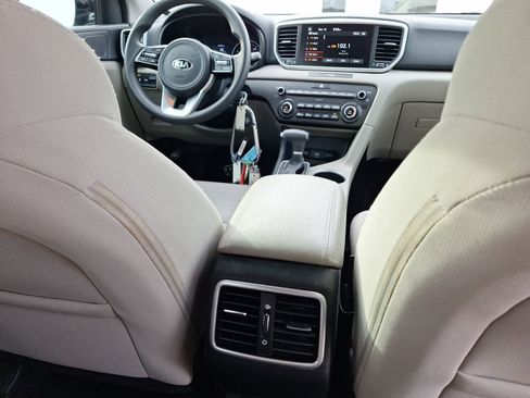 Used 2021 Kia Sportage LX w/ LX Fwd Popular Package image 31