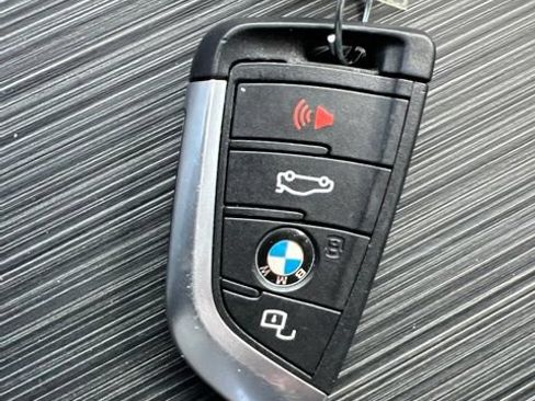 Used 2025 BMW 330i Sedan RWD image 40