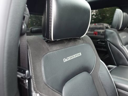 Used 2025 RAM 1500 Laramie w/ Sport Appearance Package AWD/4WD image 43