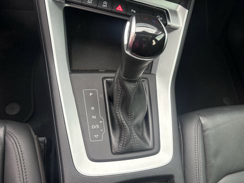 Used 2021 Audi Q3 2.0T Premium w/ Convenience Package AWD/4WD image 20