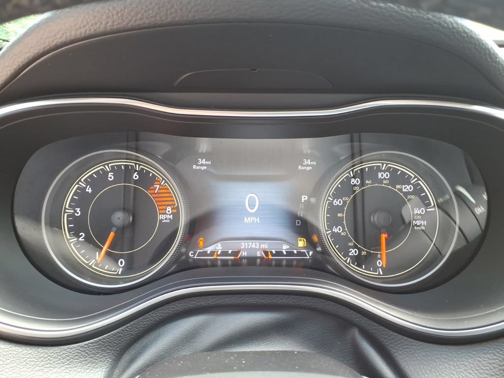 Used 2021 Jeep Cherokee Limited AWD/4WD image 16